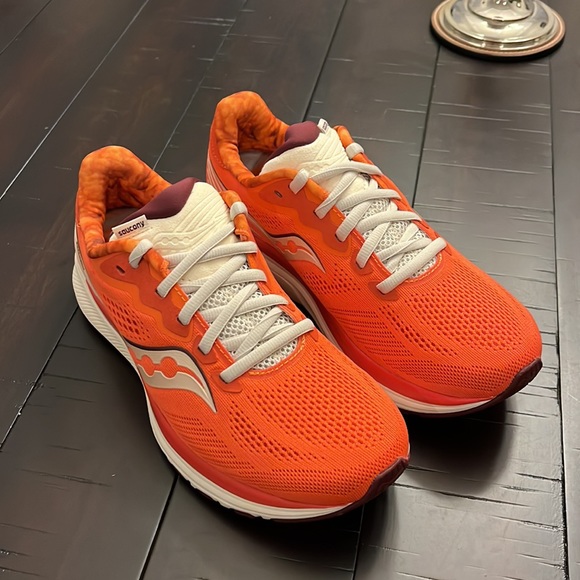 Saucony That’s How I Casserole Thanksgiving Ride 14 Shoes Sneakers Women’s 7 - Picture 2 of 16